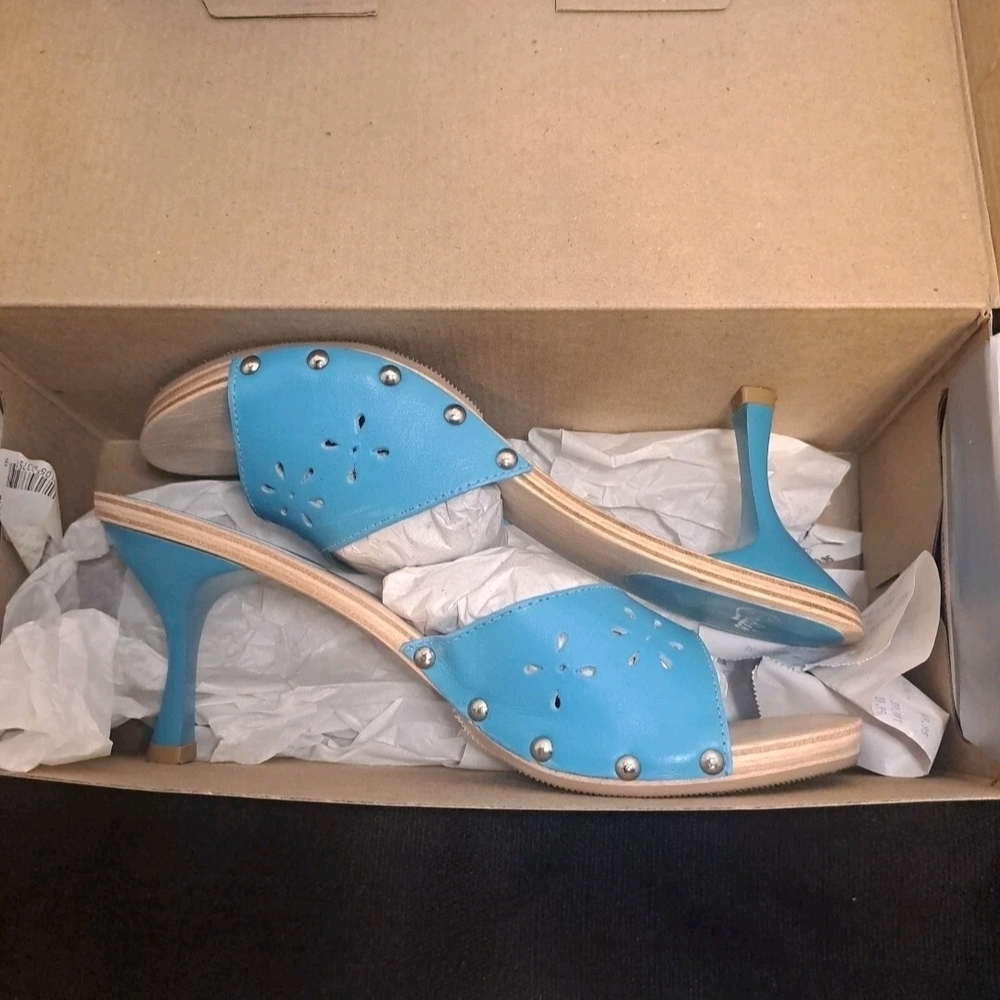 Candie's Vintage 1980's Style Sandals Low 2" Heel Slides Turquoise Size 7 W/Box - Picture 4 of 5